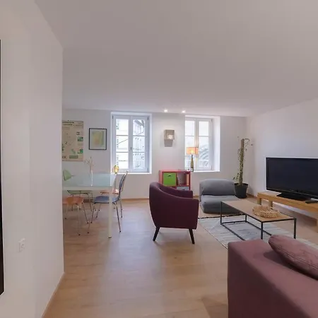 Appartement Cosy Hyper Centre Epinal Exterior photo